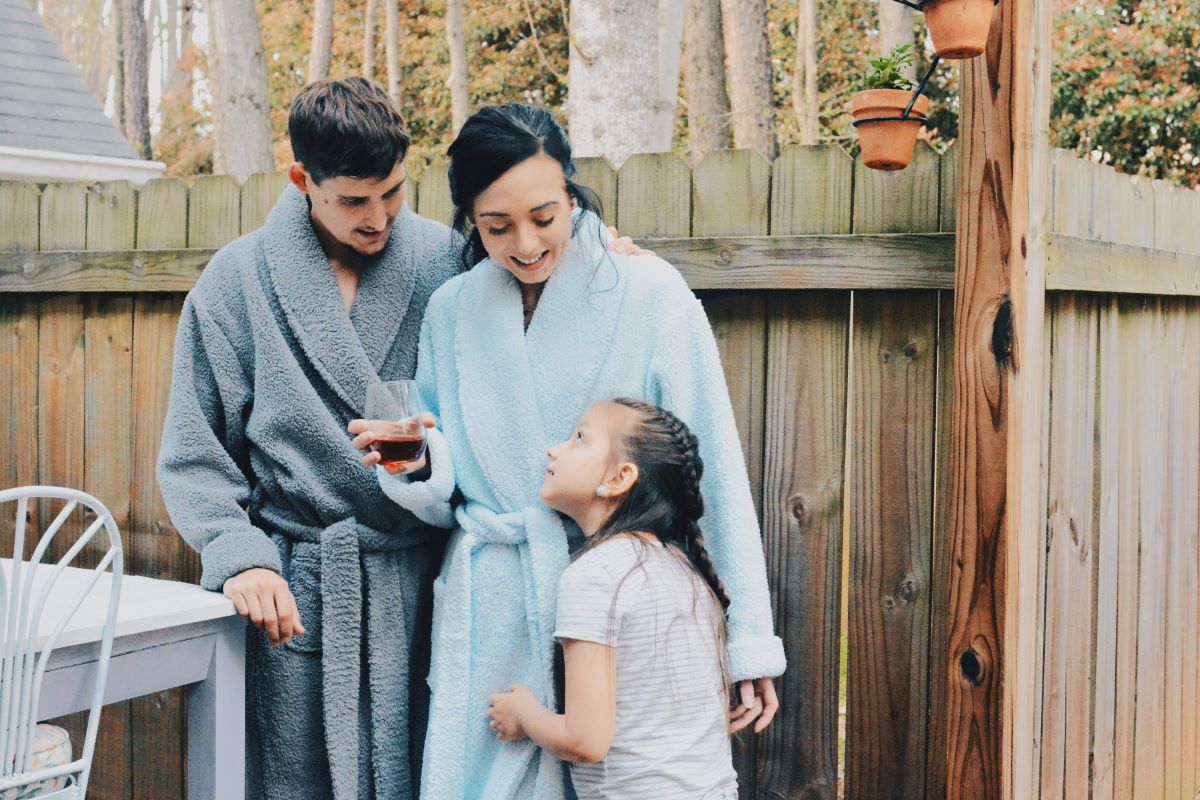 How To Wear a Bathrobe